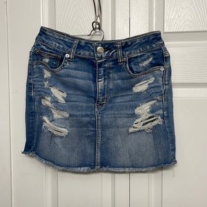 American Eagle jean skirt (medium wash)